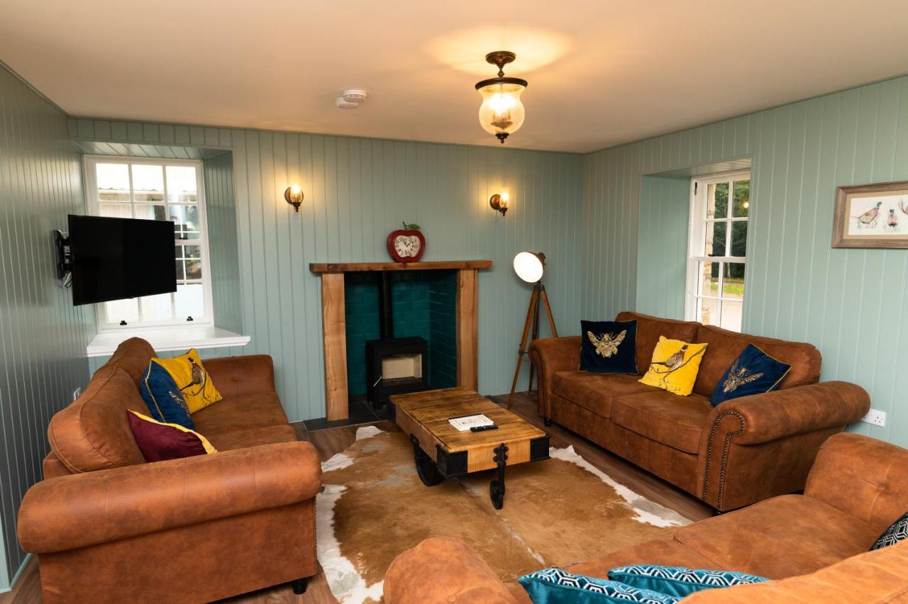 Netherdale House & The Coach House Turriff エクステリア 写真
