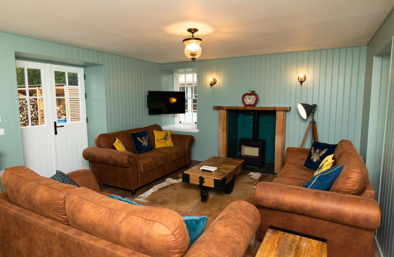 Netherdale House & The Coach House Turriff エクステリア 写真