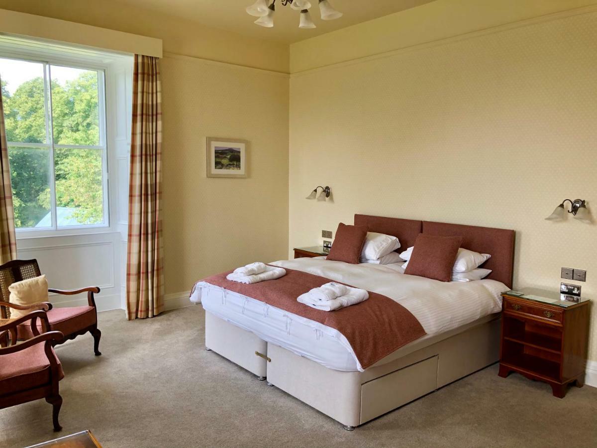 Netherdale House & The Coach House Turriff エクステリア 写真